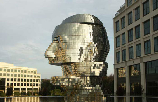 david-cerny-metalmorphosis2