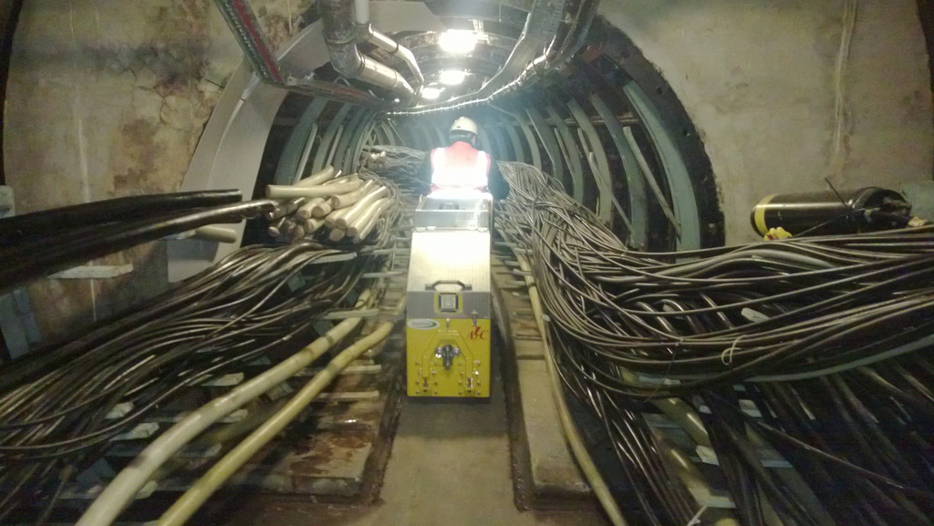 bradshaw special build in london tunnel