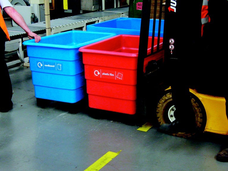 forklift and trucks (120dpi)