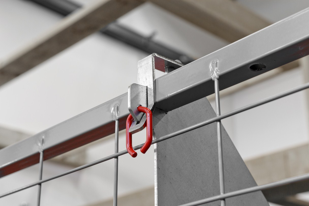 HSS Anticollapse bracket