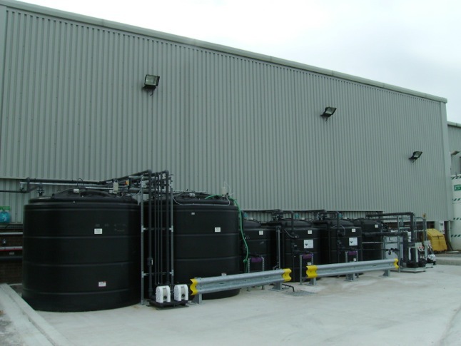 george koch - bae systems water treatment line - bulk chemical feed storage tanks - pict0118