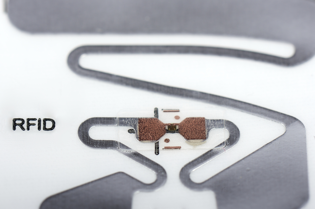 red ledge - rfid service launch rfid tag image 300dpi