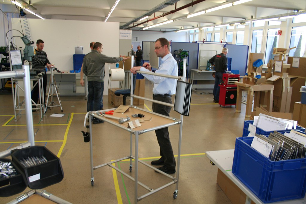 {ae7ac50e-cca3-4fac-93e8-5ba21c1b5e87}_item_profile_tube_d30_at_seminars_at_the_herrieden_teaching_factory