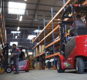 fork lifts operating