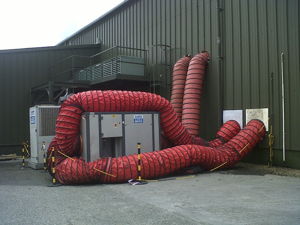 89_0056 external ducting from chiller