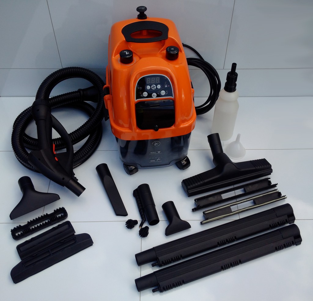 CM Compact & powerful steam cleaners