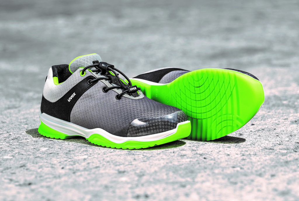 HSM - Trainer style safety footwear