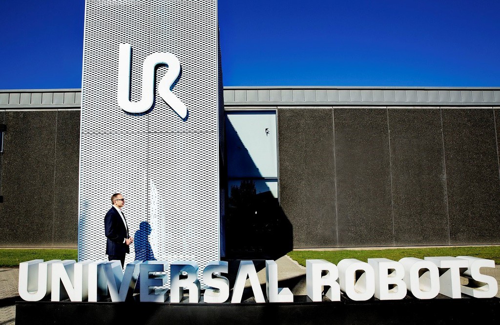 universal robots