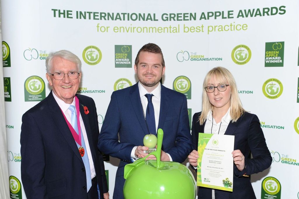 greenappleawardpicture_preview