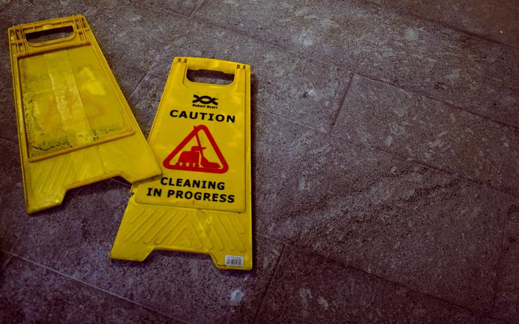 oliver-hale-705232-unsplash-min